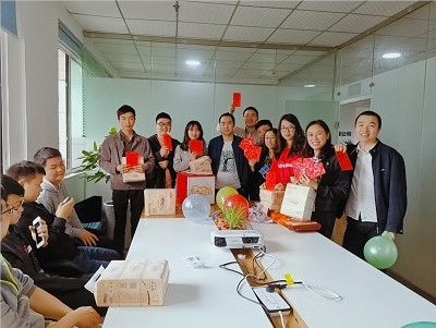 營造輕松氛圍，積分(fēn)抽獎進行(xíng)時(shí)